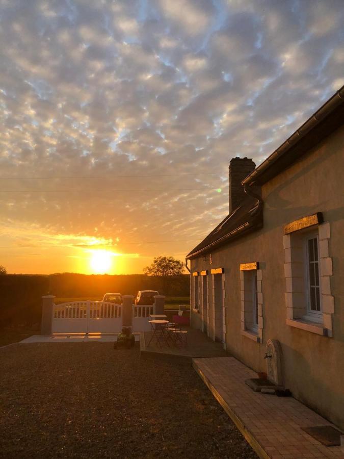 Au Bien Aitre Bed and Breakfast Beaumont-Pied-de-Boeuf  Exterior foto